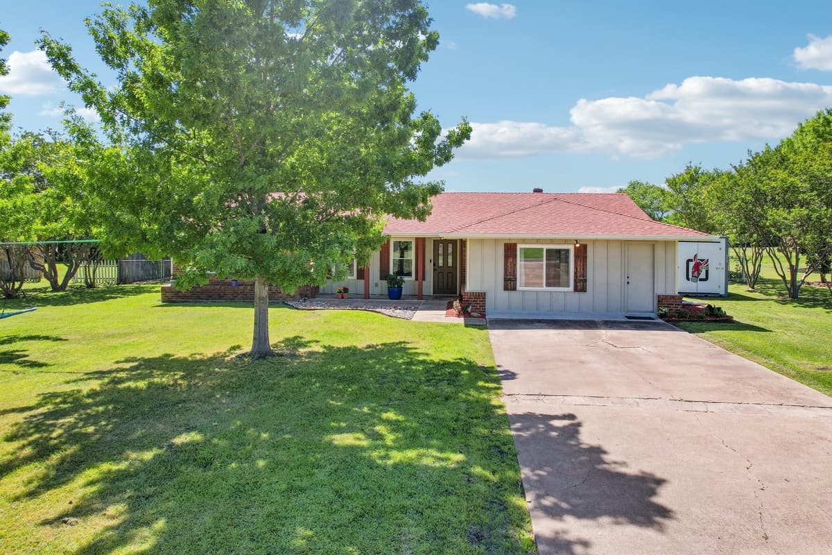 131 Carol Ln — photo 35
