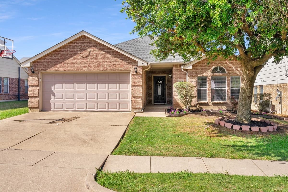 4905 Stirrup Way — photo 1