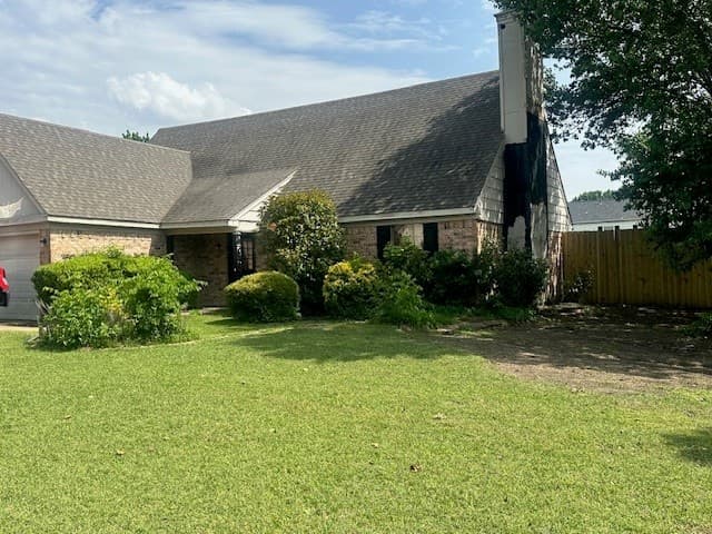 1600 Crimson Ct — photo 1