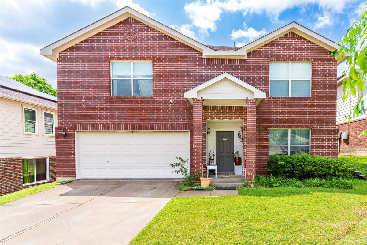 8100 Colbi Ln — photo 1