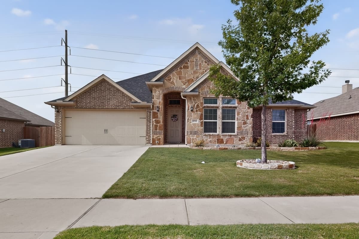 1522 Grassy Meadows Dr — photo 1