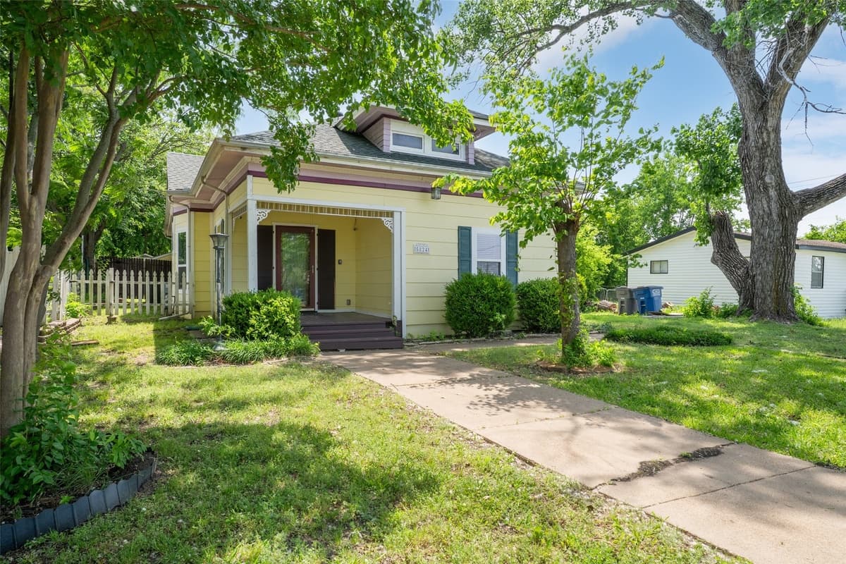 5824 Boone St — photo 1