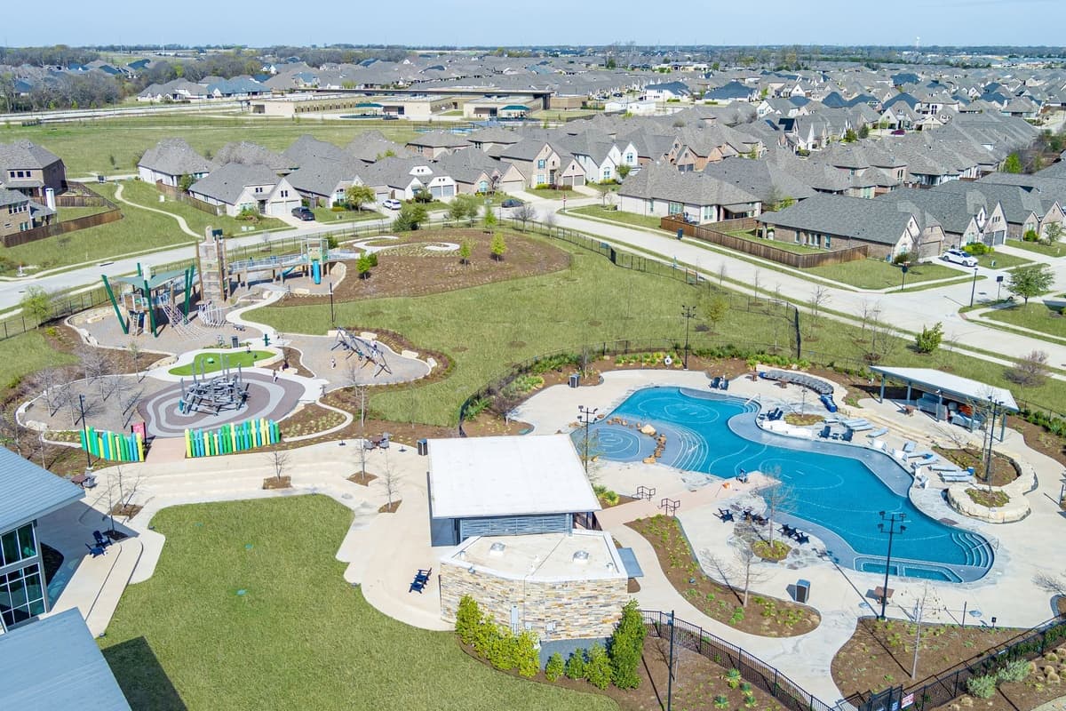 708 Rio Concho Trail — photo 39