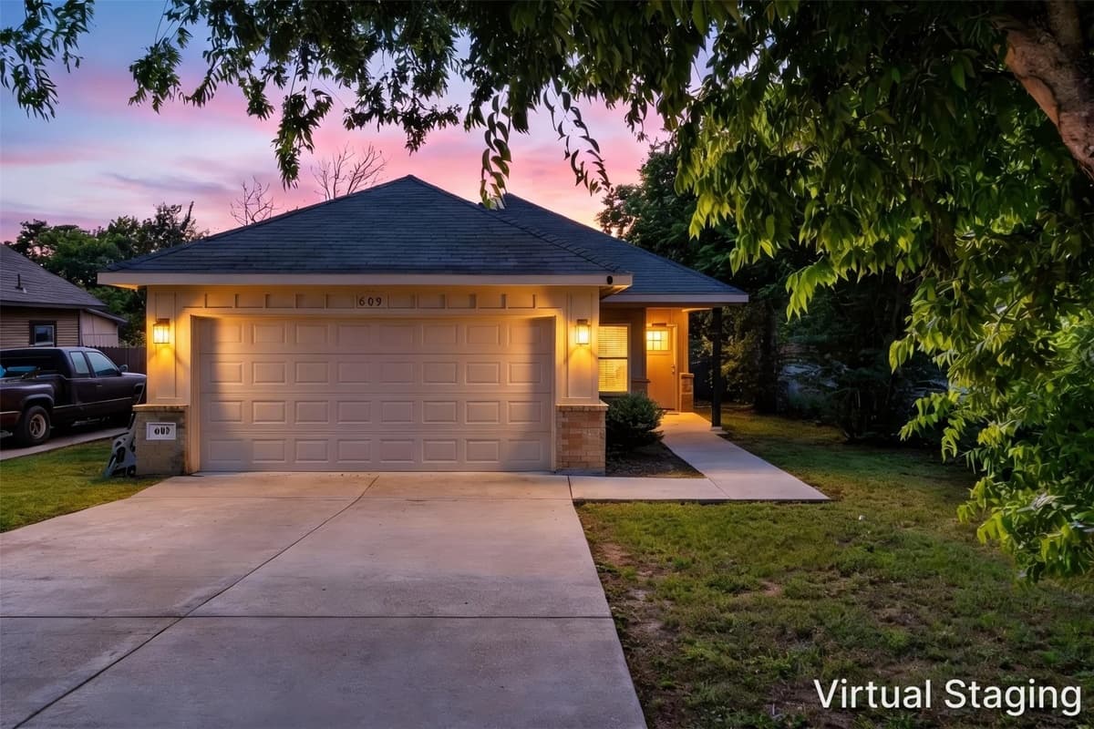 609 N Cummings Dr — photo 1