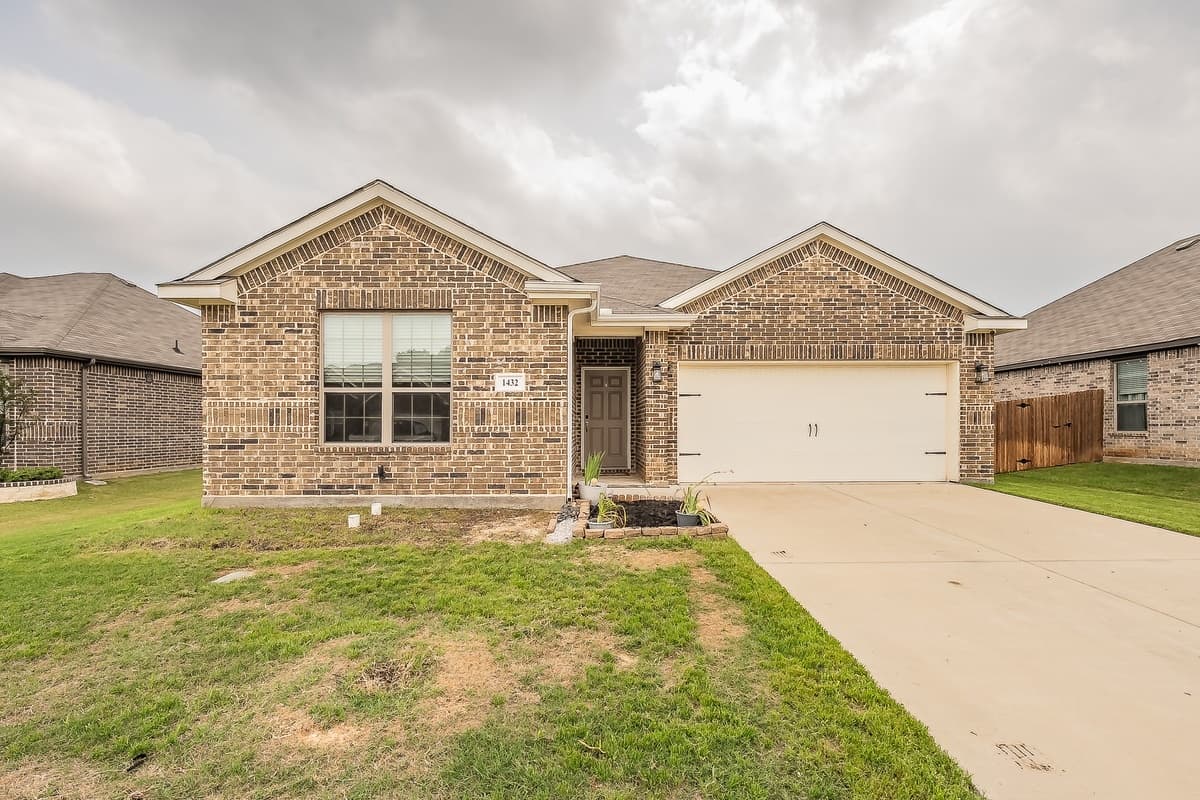 1432 Eagle Nest Dr — photo 2