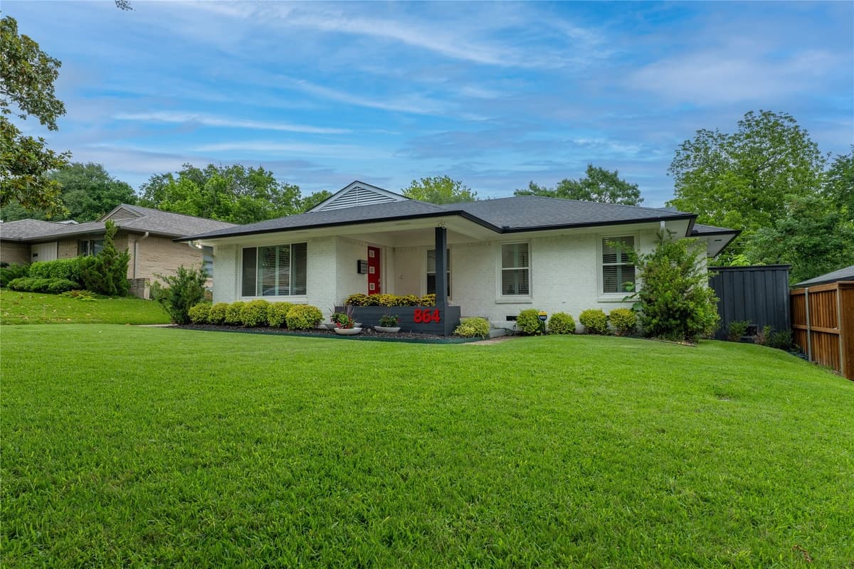 864 Peavy Rd — photo 2