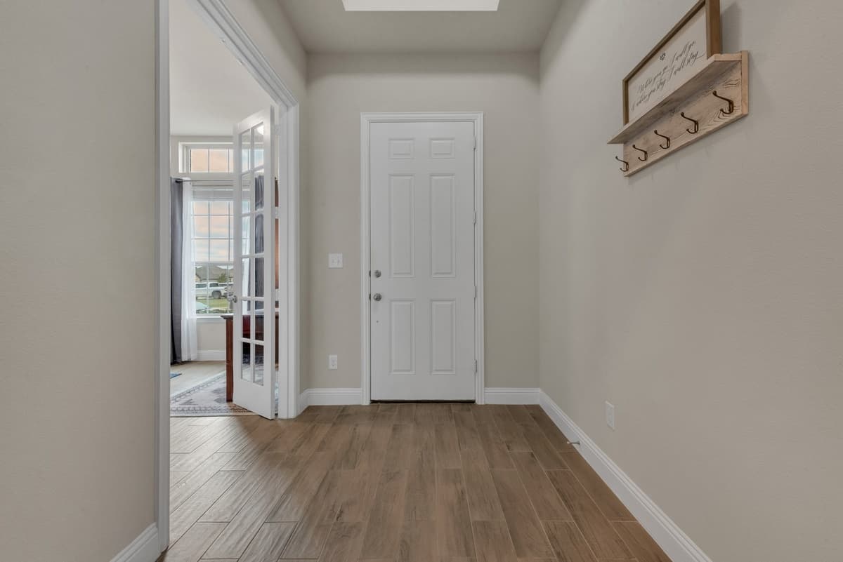 1418 Wagon Wheel Way — photo 2