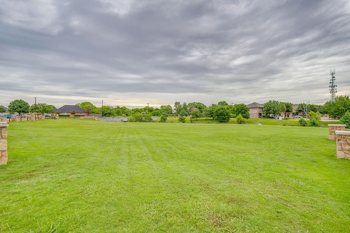 3028 Wakecrest Dr — photo 31