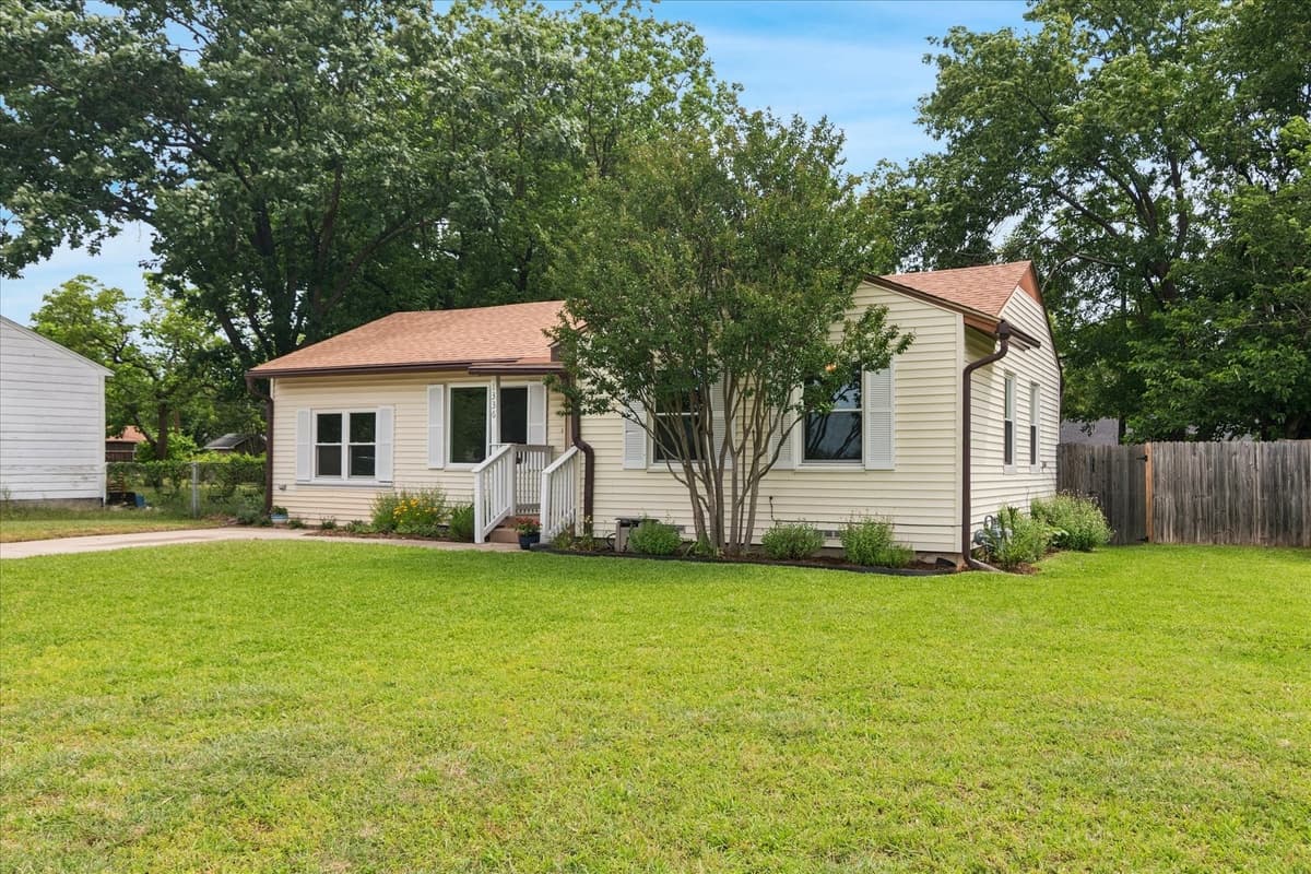 1336 Devonwood Dr — photo 17