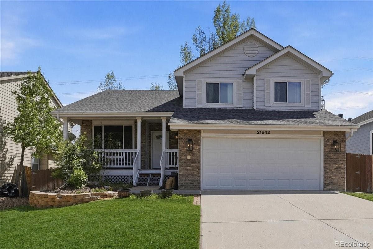 21642 Hill Gail Way — photo 2