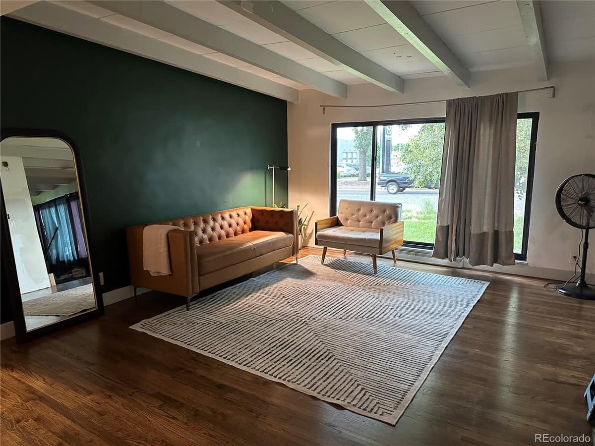 6139 S BROADWAY - Photo 4