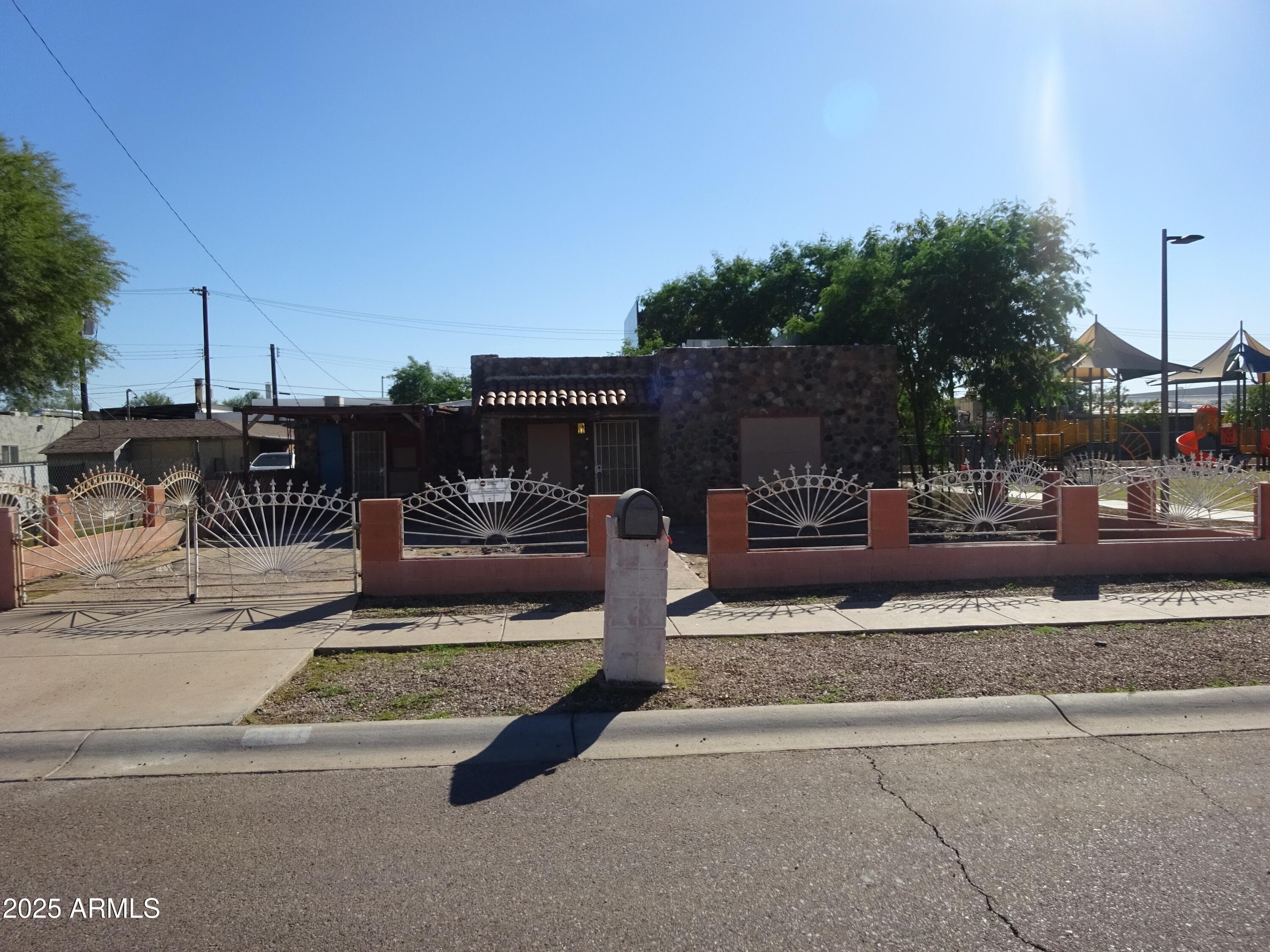 2821 E ADAMS ST - Photo 1