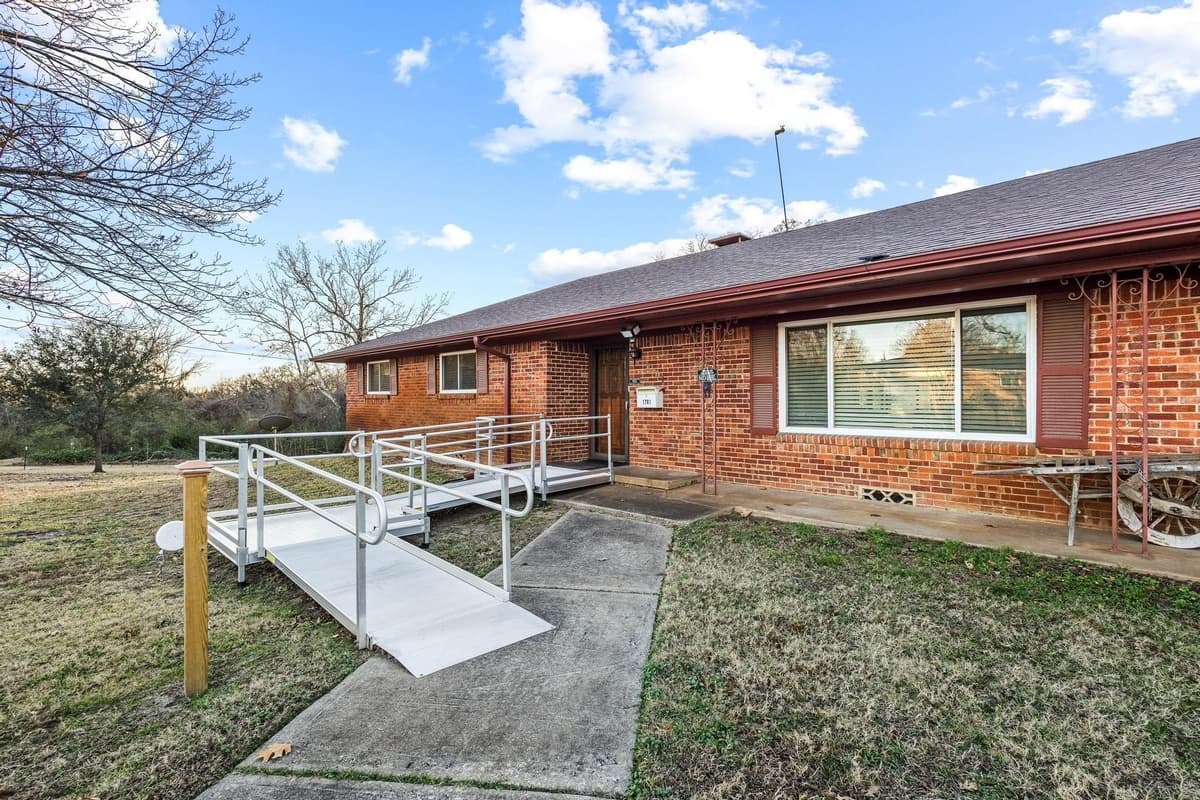 Property image 40