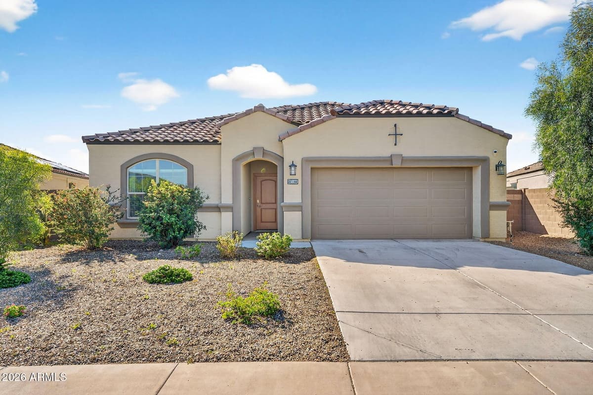 30023 W EARLL DR - Photo 1