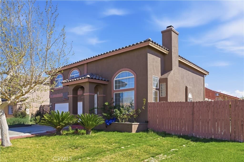 5642 LIGHTHOUSE - Photo 1