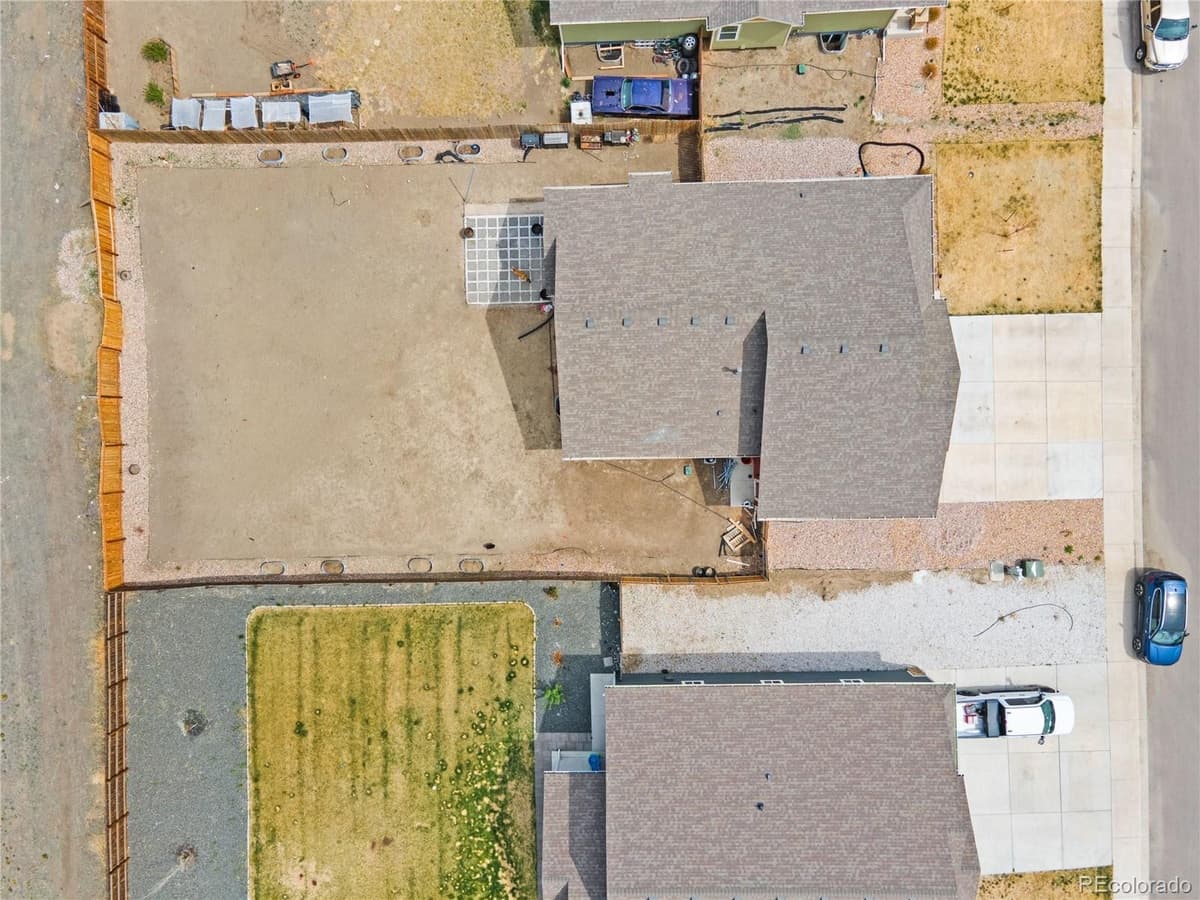 109 7TH AVE - Photo 38